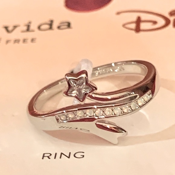 Pura Vida Disney Cinderella Ring - Picture 4 of 5